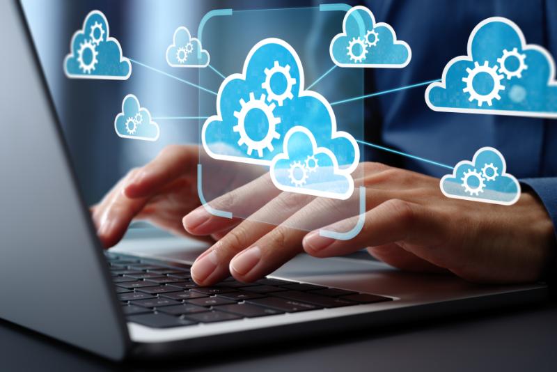 「SIerからの転職難易度は高い」って本当？転職成功のポイントとおすすめ職種を解説